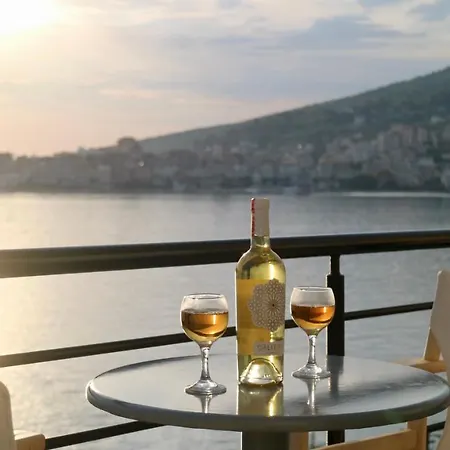 Beachfront Sarandë
